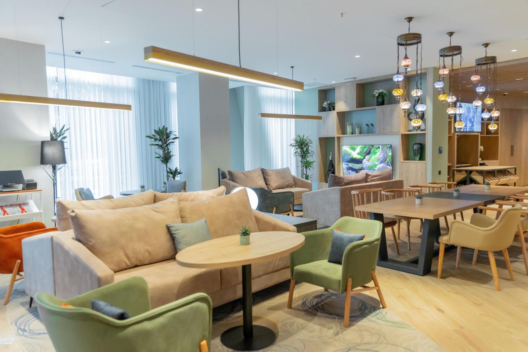 Hilton Garden Inn バクー エクステリア 写真