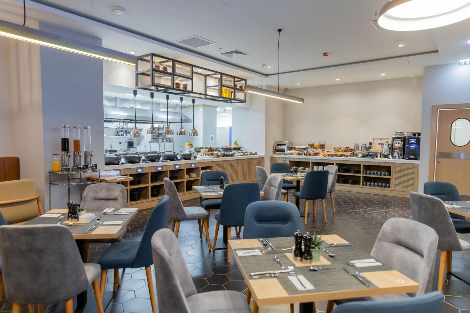 Hilton Garden Inn バクー エクステリア 写真