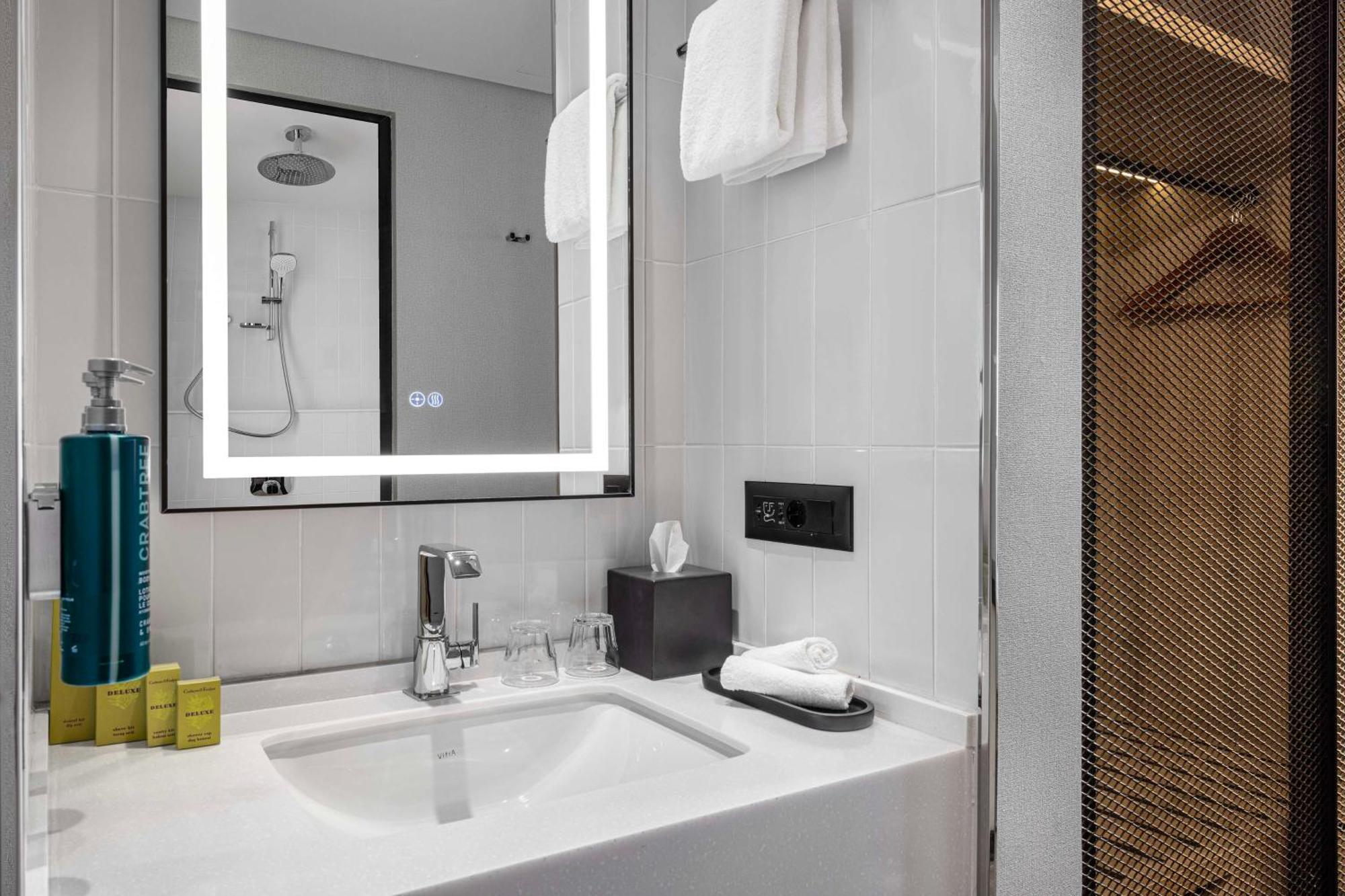 Hilton Garden Inn バクー エクステリア 写真